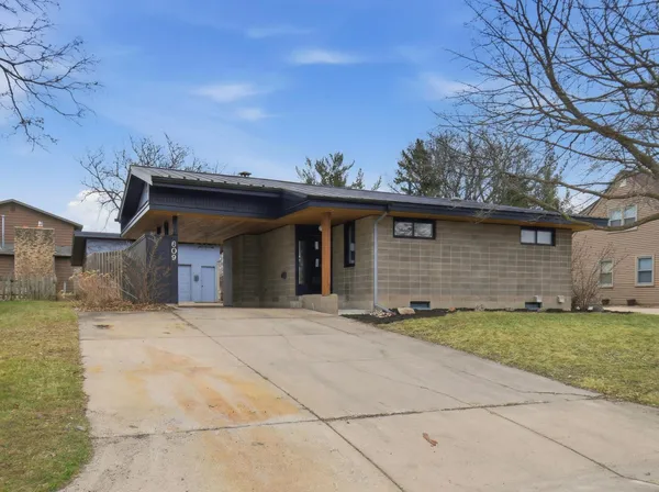 $310,000 | 609 Harriet Avenue, Owatonna, MN 55060