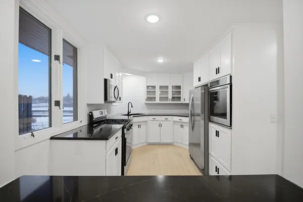 $310,000 | 609 Harriet Avenue, Owatonna, MN 55060