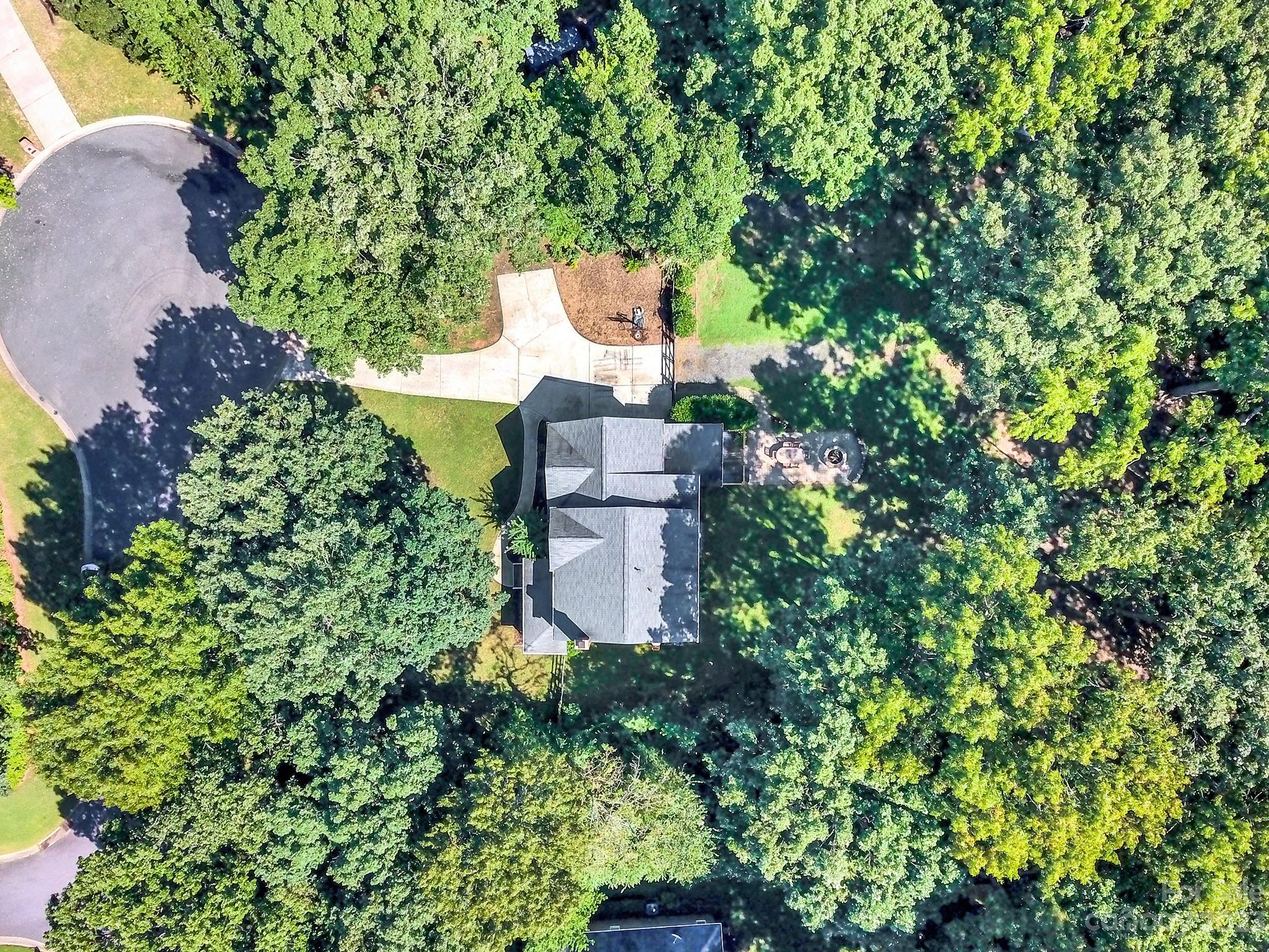 16014 Virginia Lee Court Fort Mill, SC 29708 - Photo 44 of 47 an aerial view of a house with a yard and garden