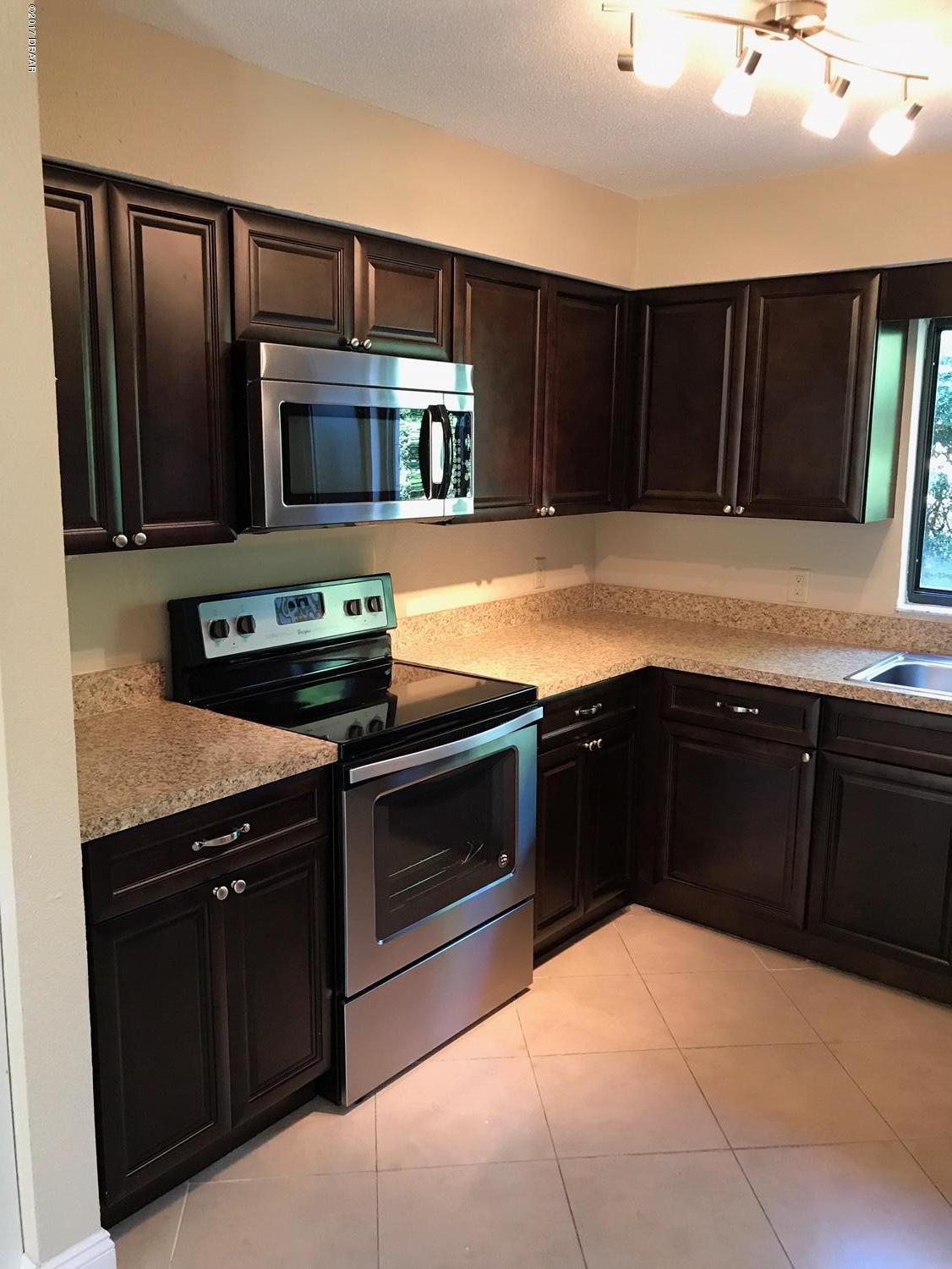 1553 Rusty Circle Port Orange, FL 32129 - Photo 5 of 19 IMG_4570.JPG