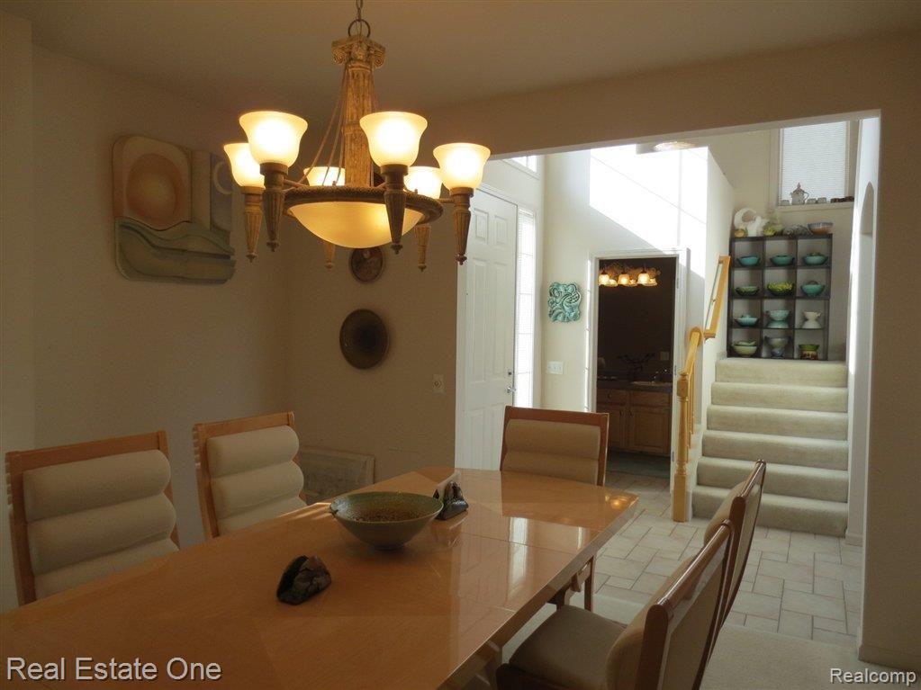1315 Ross Lane Rochester, MI 48306 - Photo 7 of 18 Dining Rm.