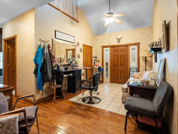 $262,500 | 37 Highway 34 Highway, Raleigh, IL 62977
