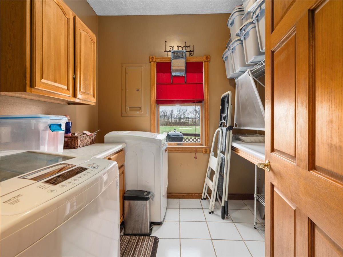 37 Highway 34 Highway Raleigh, IL 62977 - Photo 28 of 32