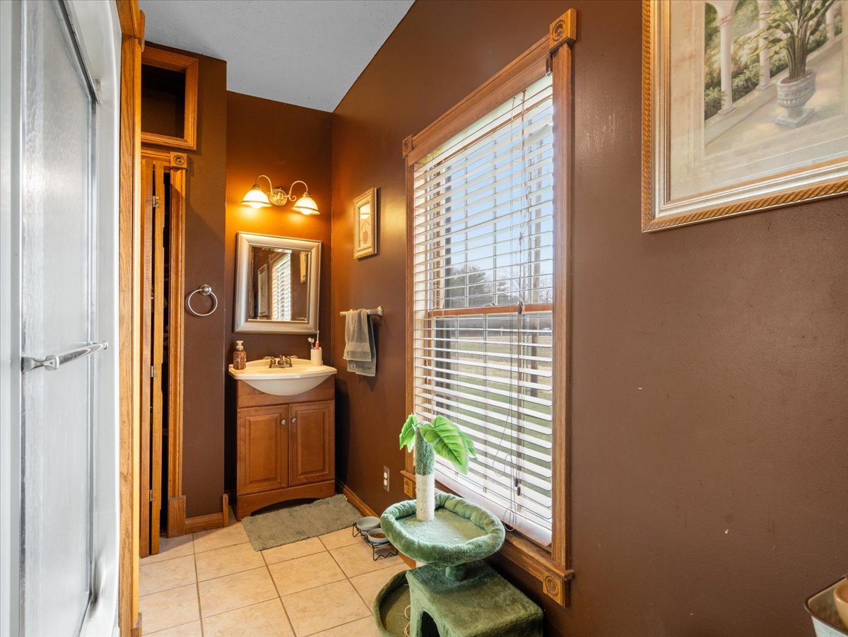 37 Highway 34 Highway Raleigh, IL 62977 - Photo 30 of 32