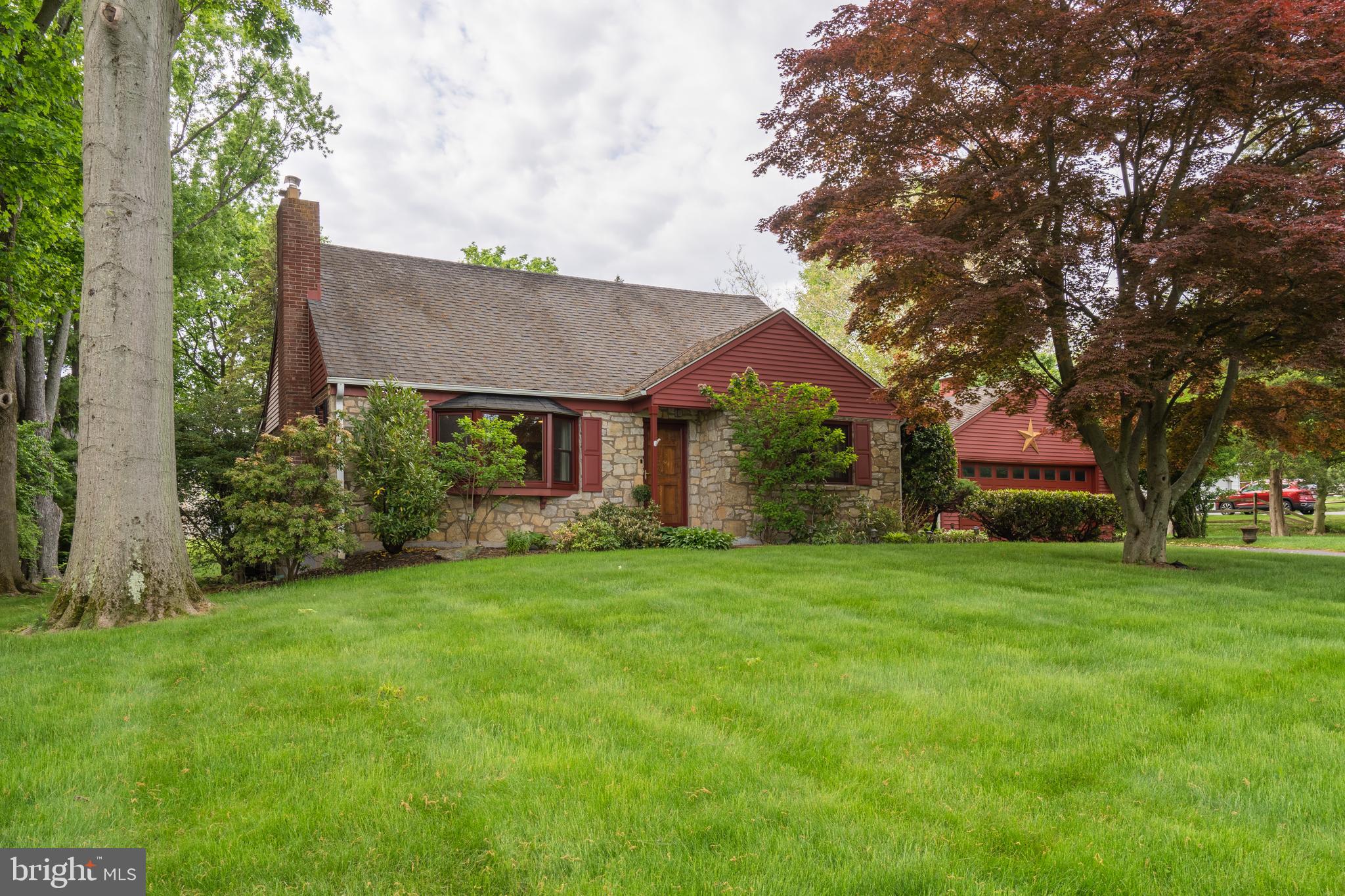 120 Walker Road Wayne, PA 19087 - Photo 2 of 30