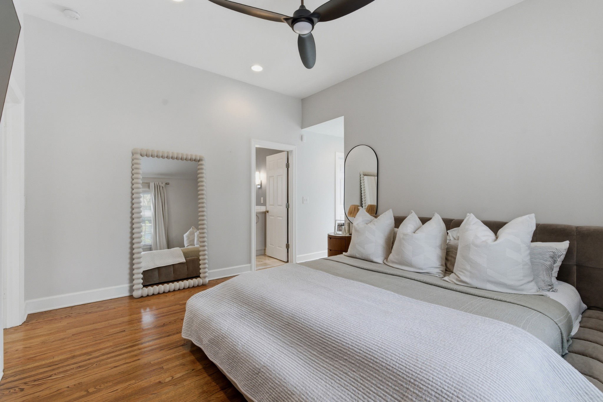 2833 Sugar Tree Road Nashville, TN 37215 - Photo 19 of 39 Gallery Image 19
