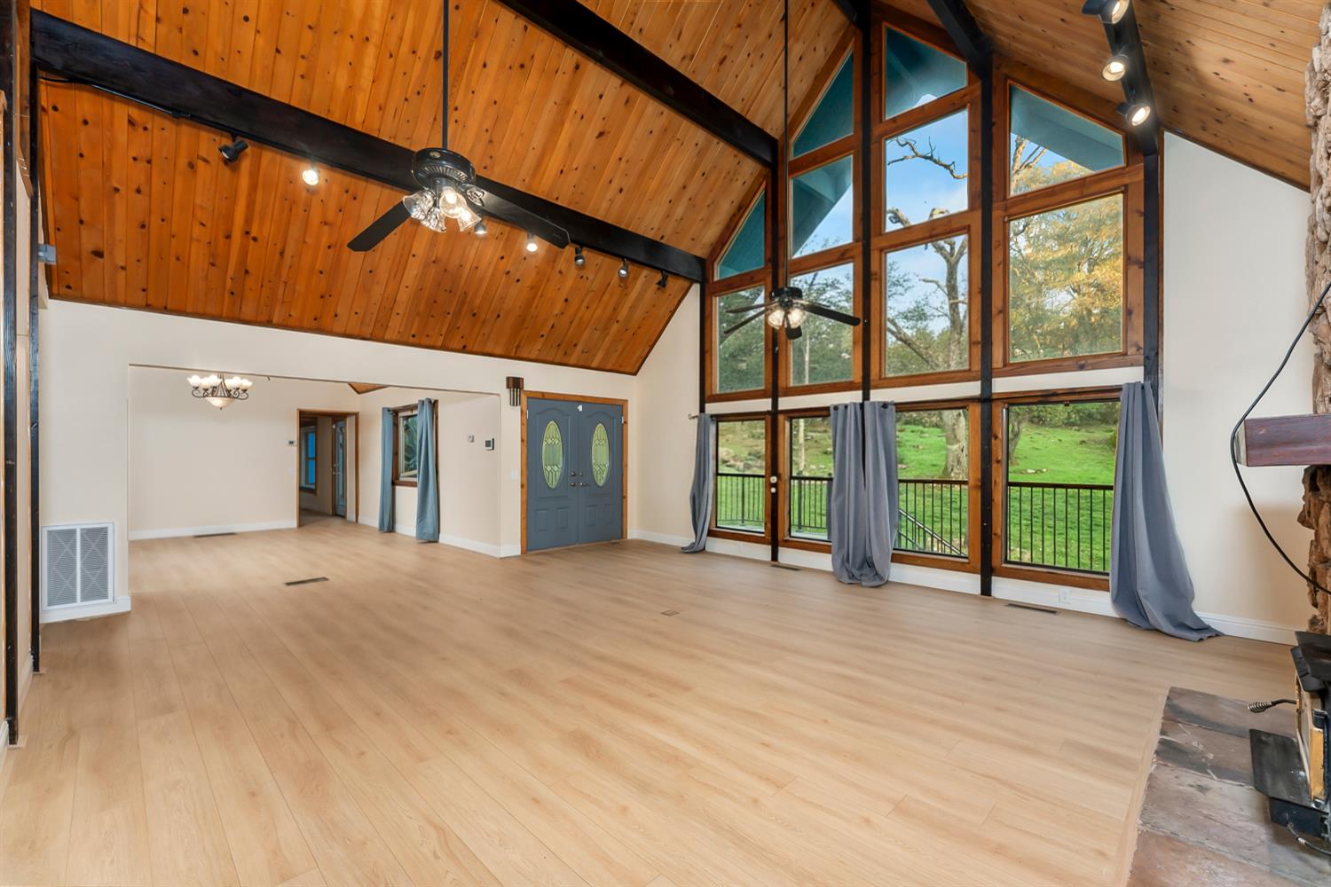 10922 East Lime Kiln Road Grass Valley, CA 95949 - Photo 15 of 98