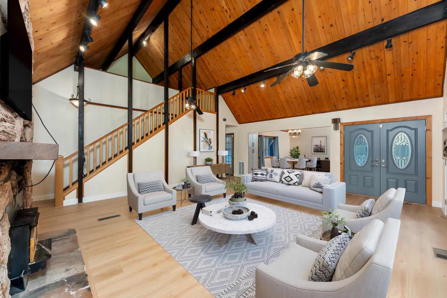 10922 East Lime Kiln Road Grass Valley, CA 95949 - Photo 16 of 98 Family room picture virtually staged