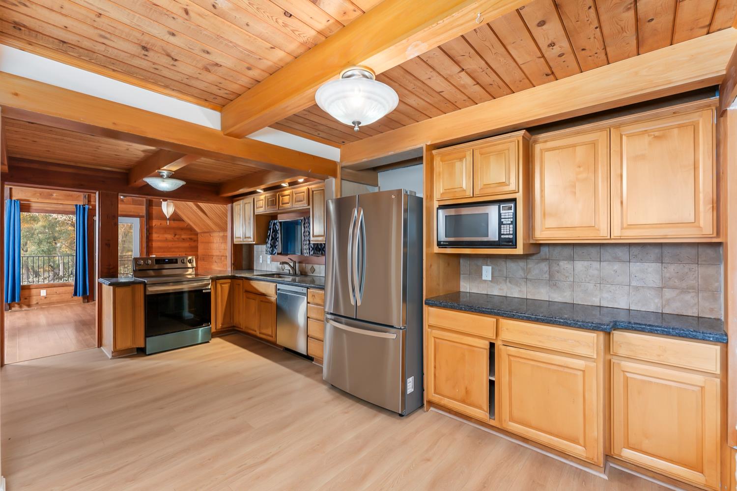 10922 East Lime Kiln Road Grass Valley, CA 95949 - Photo 19 of 98