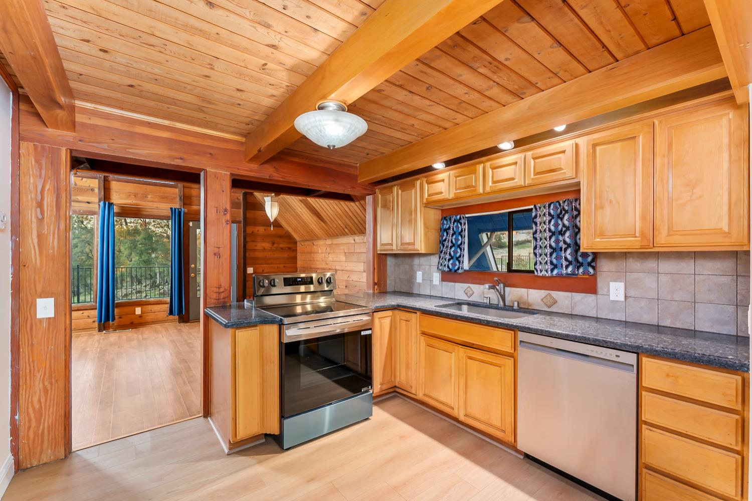 10922 East Lime Kiln Road Grass Valley, CA 95949 - Photo 20 of 98