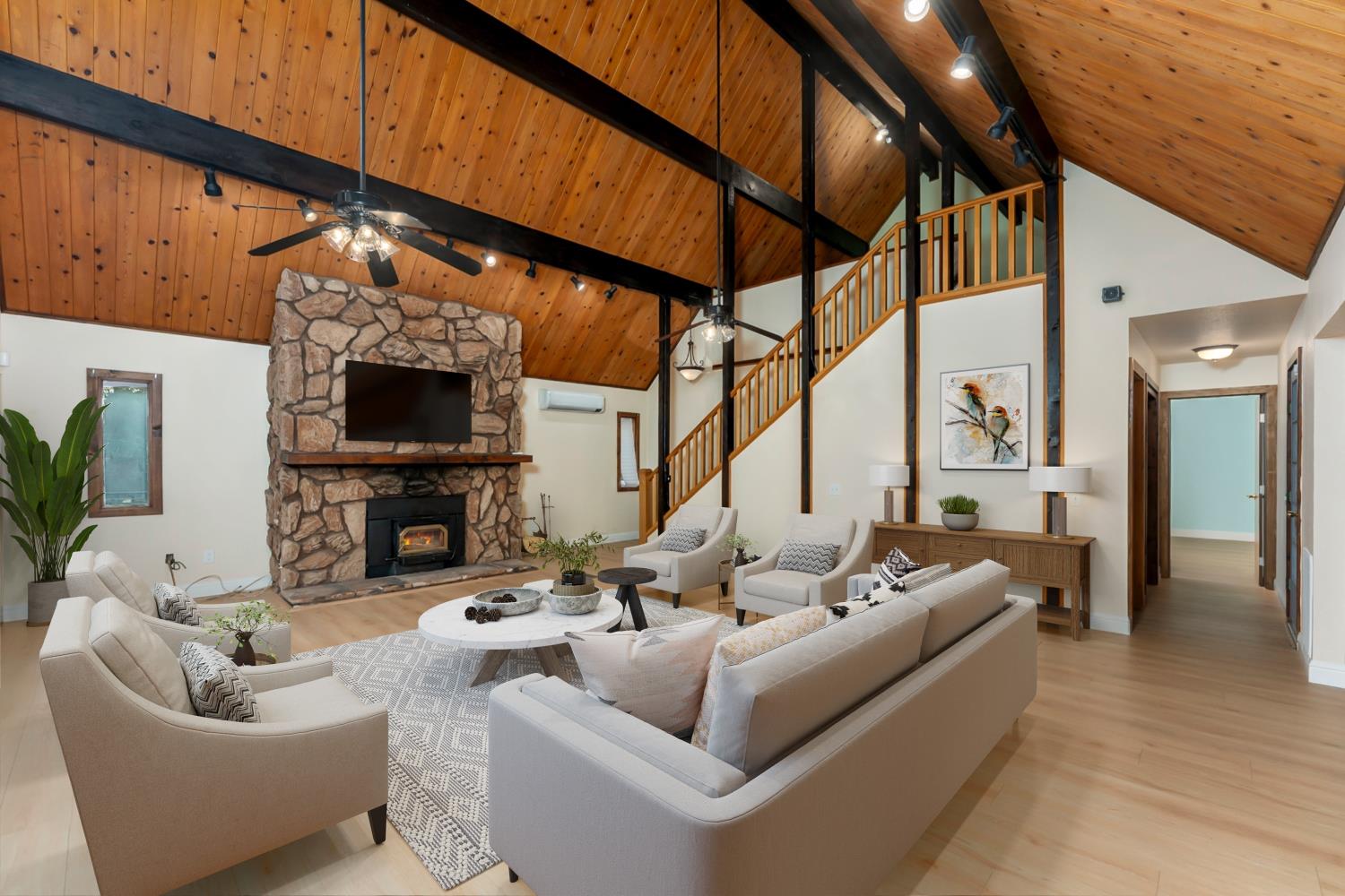 10922 East Lime Kiln Road Grass Valley, CA 95949 - Photo 9 of 98 Family room picture virtually staged