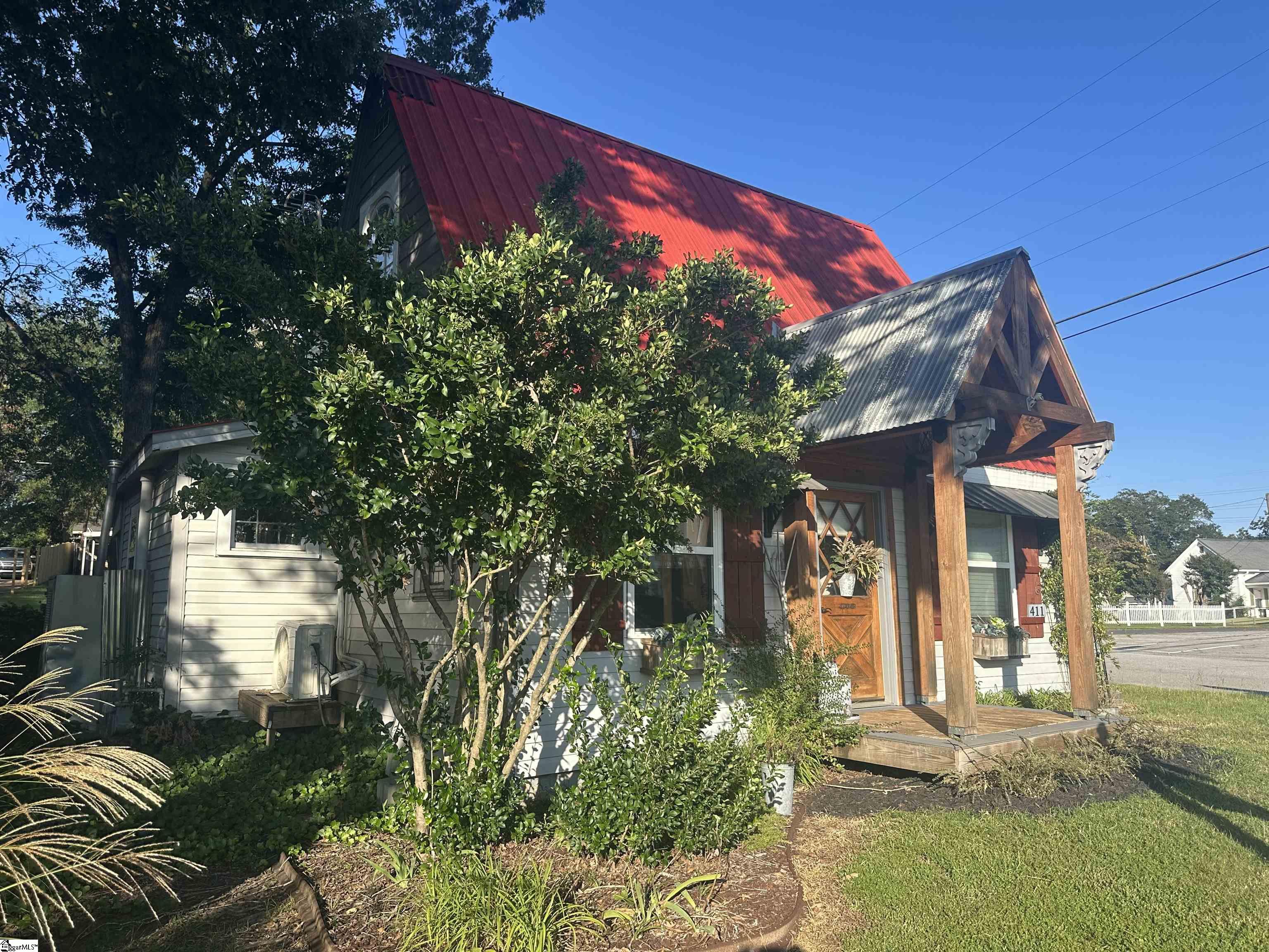 411 Anderson Drive Liberty, SC 29657 - Photo 3 of 46