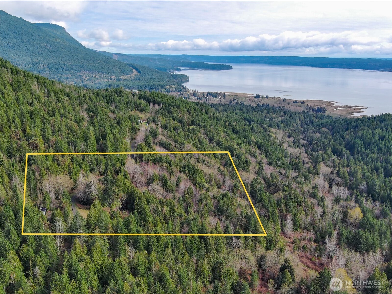 1634 Sunrise Road Brinnon, WA 98320 - Photo 17 of 29 a view of a balcony with a yard