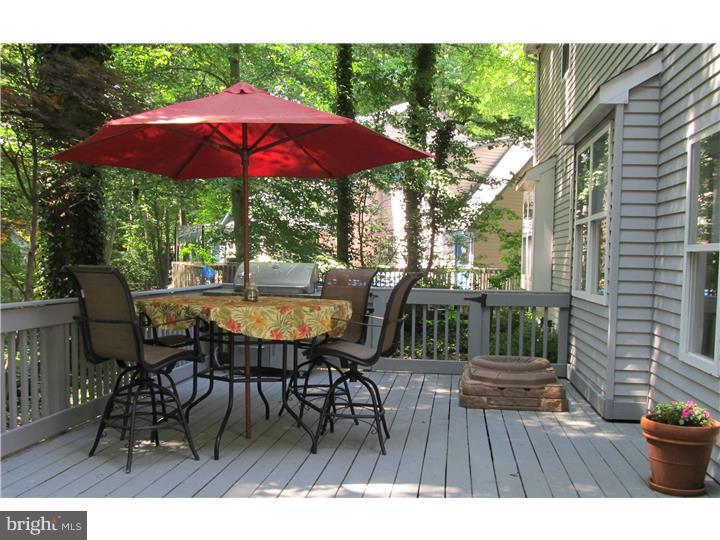 136 Rabbit Run Road Sewell, NJ 08080 - Photo 20 of 23 Deck