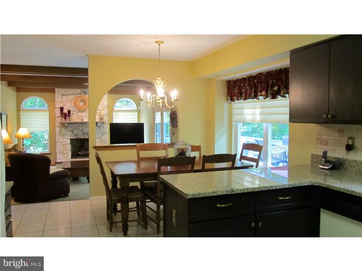 136 Rabbit Run Road Sewell, NJ 08080 - Photo 7 of 23 Breakfast Room