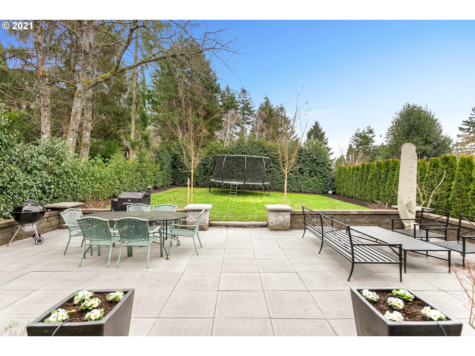 4050 Southwest Pendleton Street Portland, OR 97221 - Photo 29 of 32 Gallery Image 29
