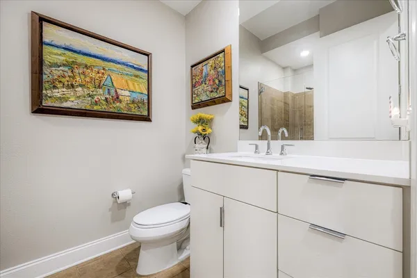 $375,000 | 717 Riverside Drive, Unit 207, Memphis, TN 38103