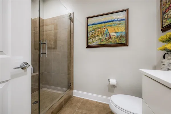 $375,000 | 717 Riverside Drive, Unit 207, Memphis, TN 38103