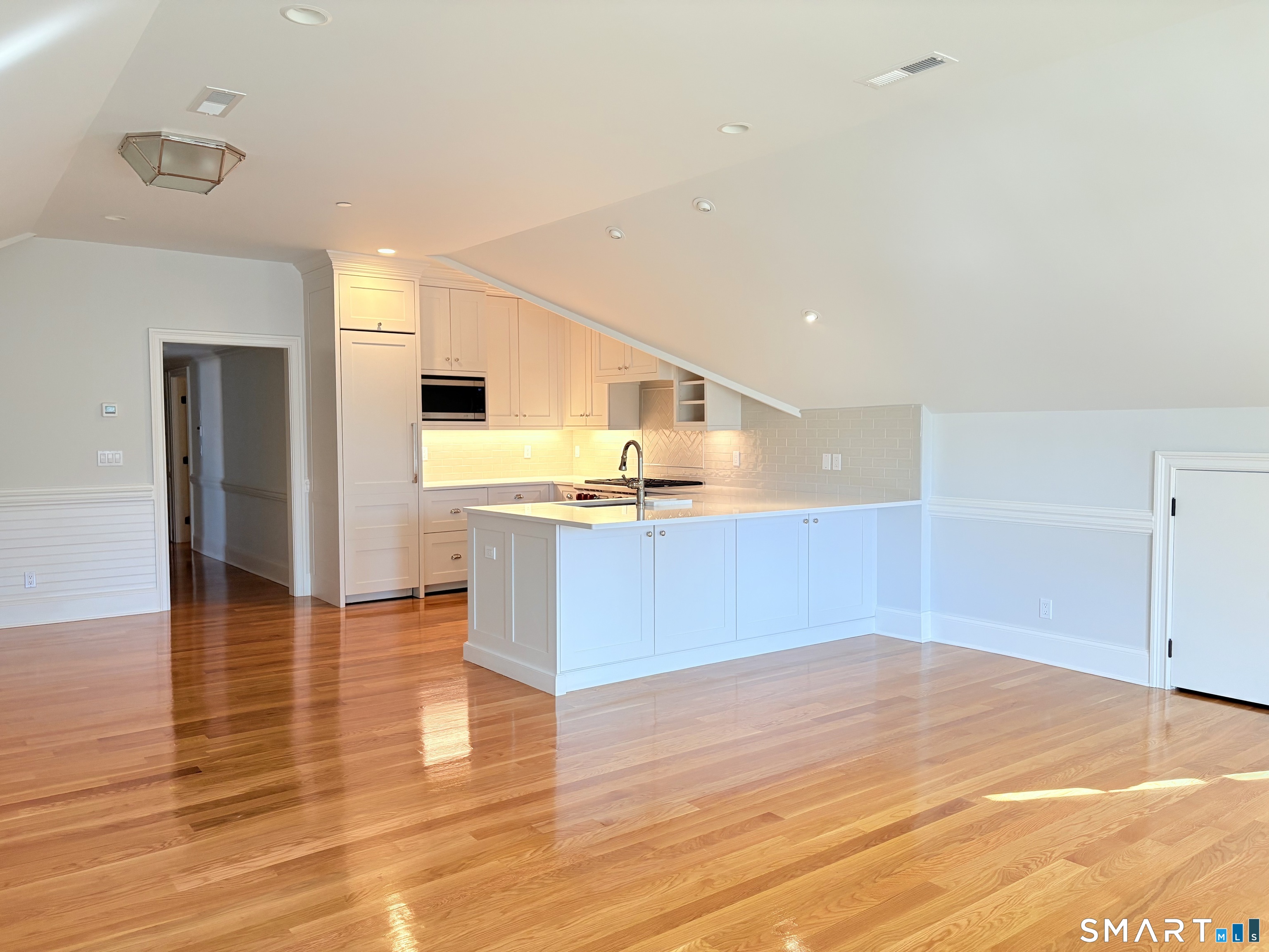 500 Main Street, Unit 3 Ridgefield, CT 06877 - Photo 2 of 14