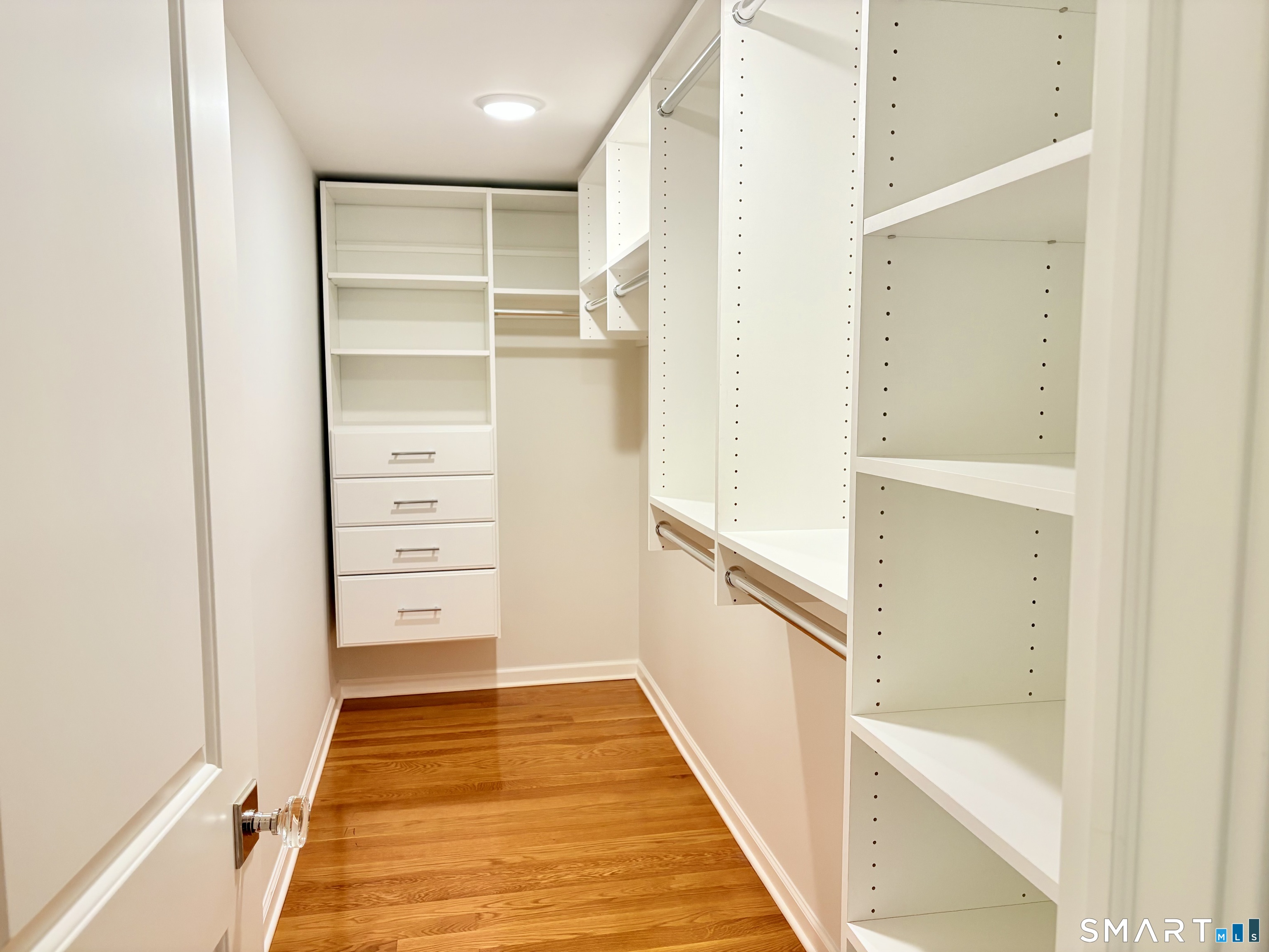500 Main Street, Unit 3 Ridgefield, CT 06877 - Photo 6 of 14 Primary walk-in closet