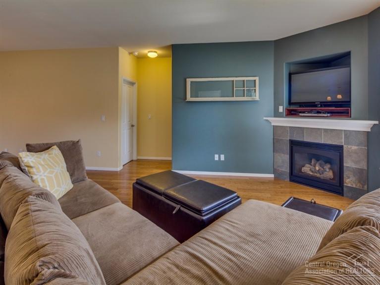 61193 Larkspur Loop Bend, OR 97702 - Photo 13 of 22 Additional Photo
