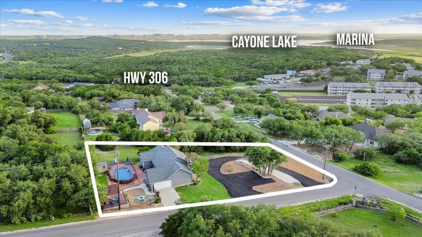 $459,000 | 1170 Grand Pass, Canyon Lake, TX 78133
