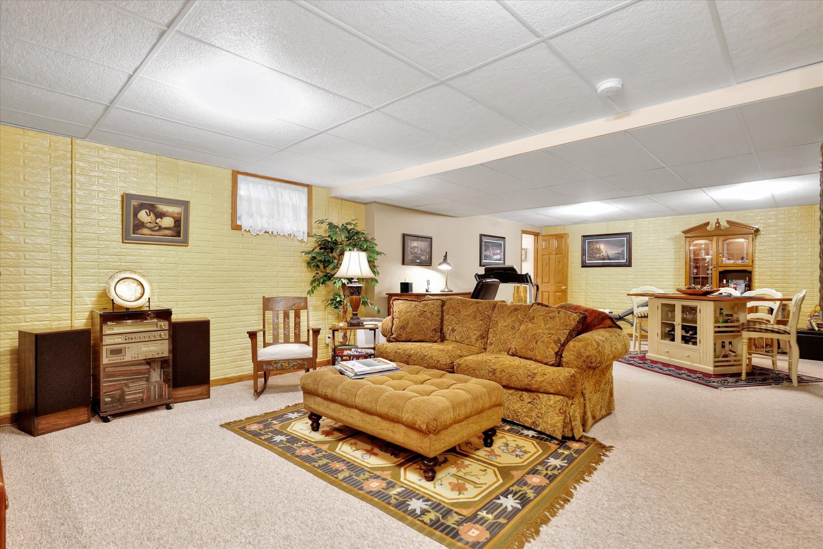 3002 Country Bend Lane Champaign, IL 61822 - Photo 35 of 48 a living room with furniture and a flat screen tv