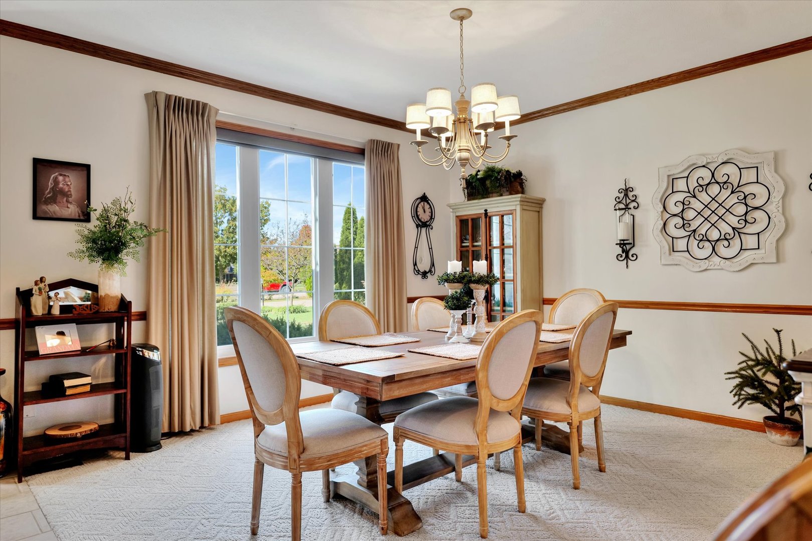 3002 Country Bend Lane Champaign, IL 61822 - Photo 7 of 48 a view of a dining room with furniture window and outside view