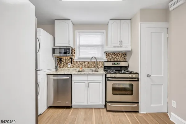 $2,950 | 36 Cortlandt Place, Unit B, Tenafly, NJ 07670