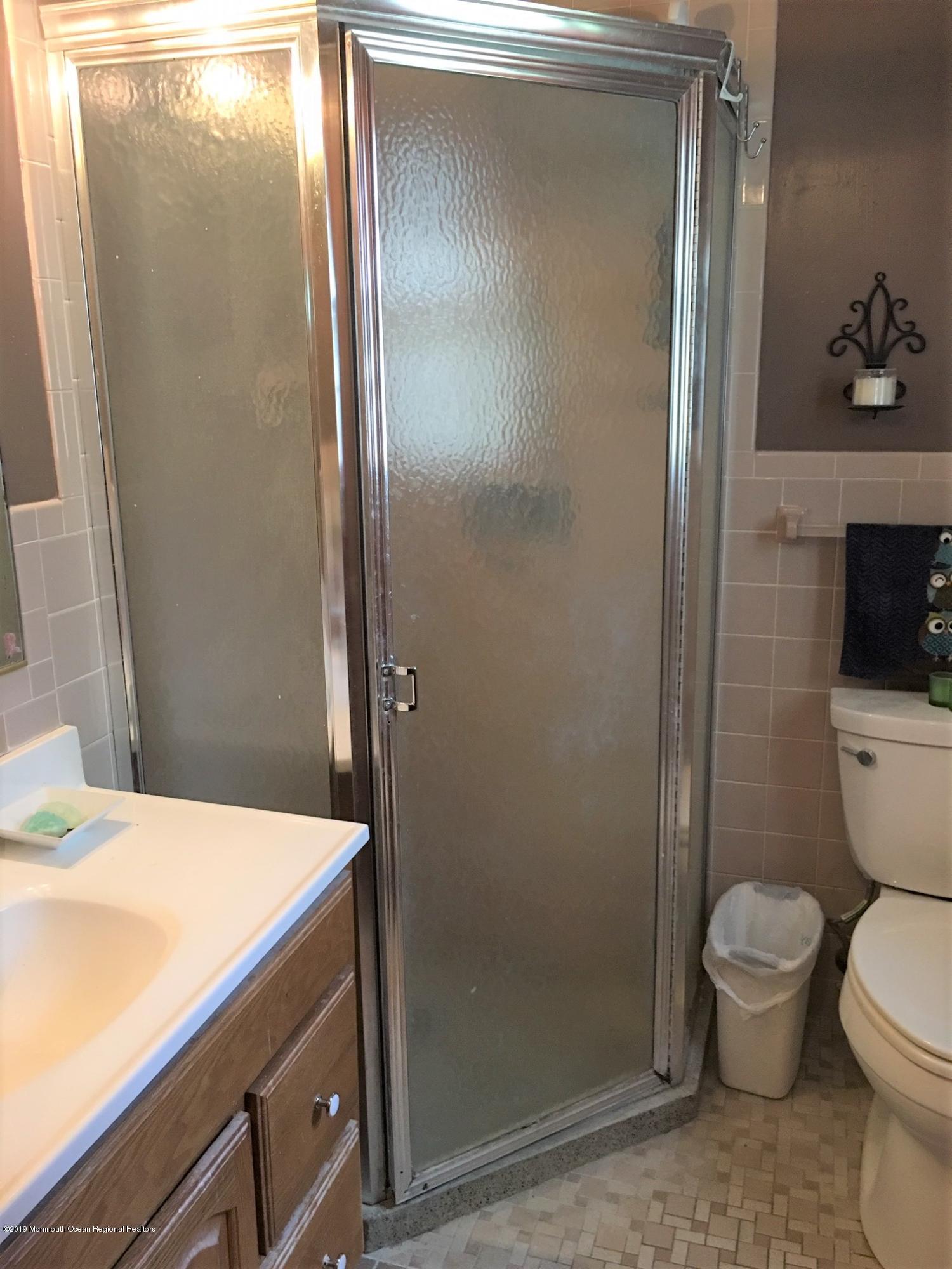 403 Georgia Road Freehold, NJ 07728 - Photo 17 of 27 master bath