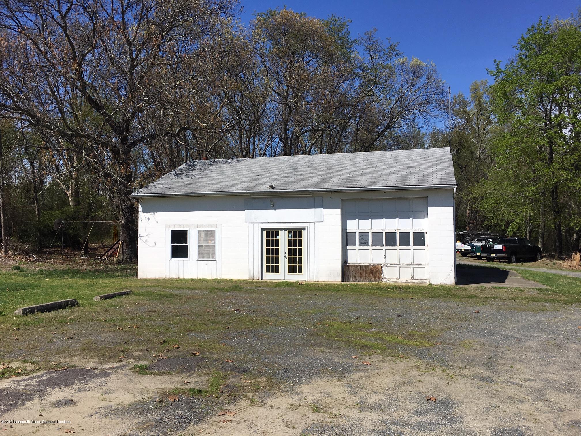 403 Georgia Road Freehold, NJ 07728 - Photo 21 of 27 Workshop