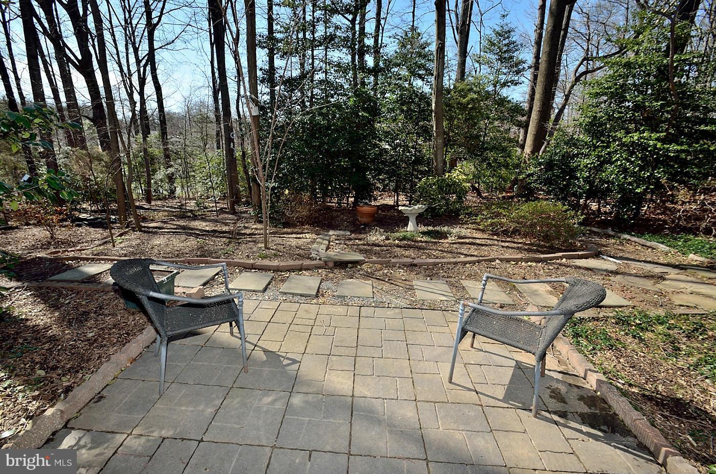 11637 Quail Ridge Court Reston, VA 20194 - Photo 16 of 20 Exterior (Rear)