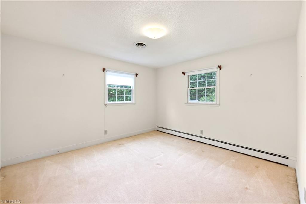 4915 Warner Road Pfafftown, NC 27040 - Photo 22 of 34 Gallery Image 22