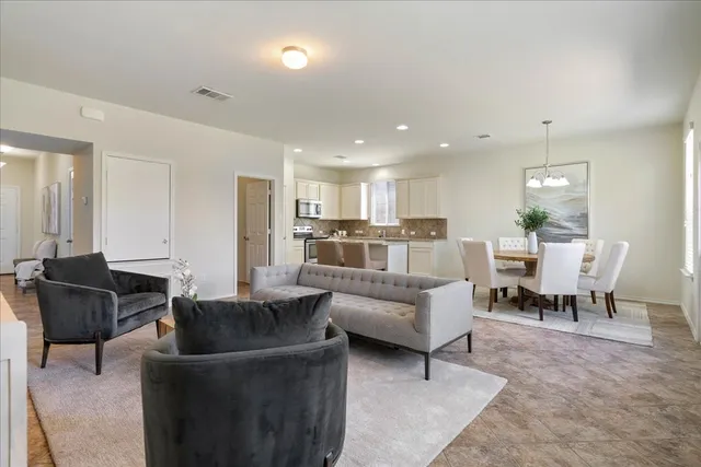 $308,500 | 404 Sierra Mar Loop, Leander, TX 78641