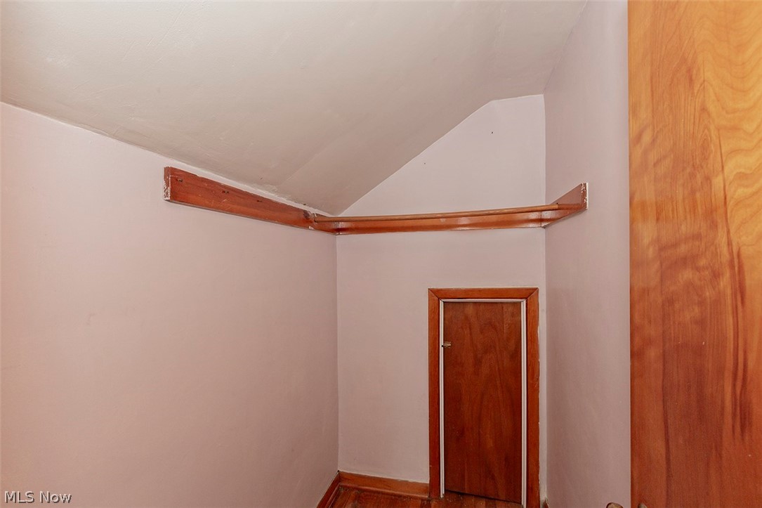 4633 Liberty Road Cleveland, OH 44121 - Photo 27 of 35