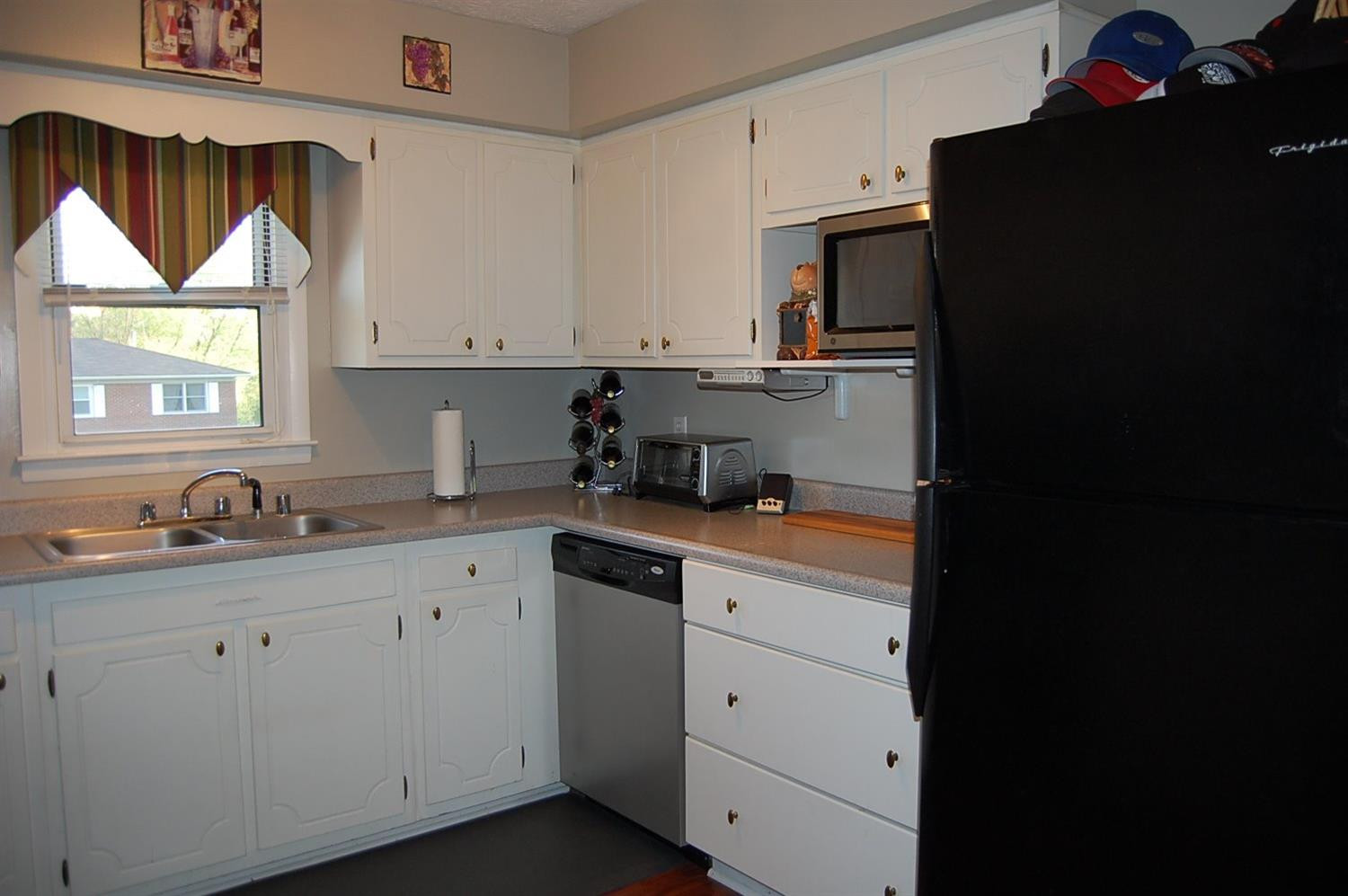 Photo 6