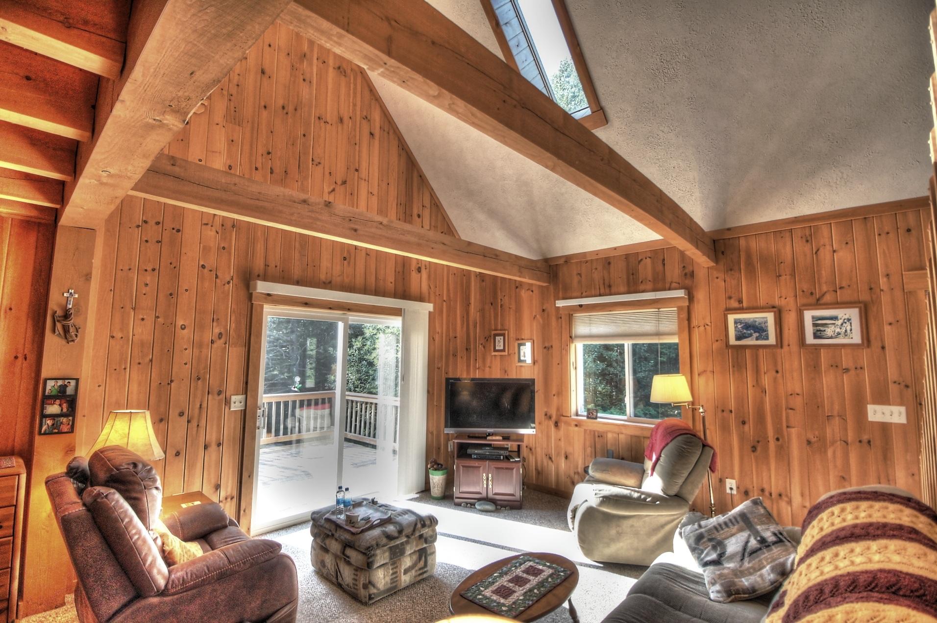 469 Bemis Road Oquossoc, ME 04964 - Photo 8 of 22 8
