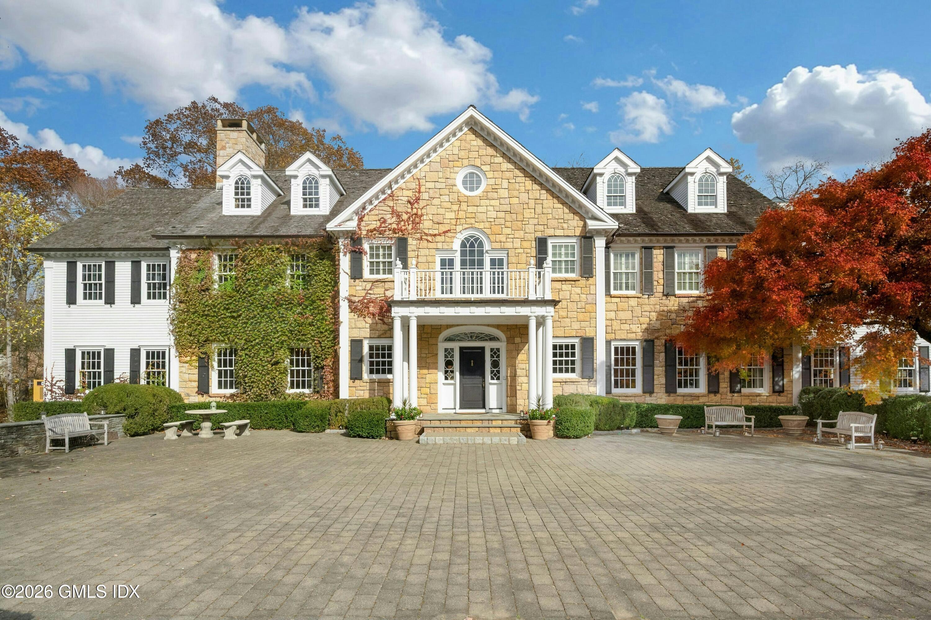 33 Highland Farm Road Greenwich, CT 06831 - Photo 3 of 39 1A