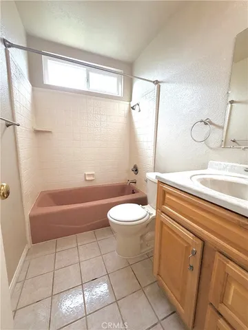 $3,400 | 942 West Cumberland Street, Upland, CA 91786