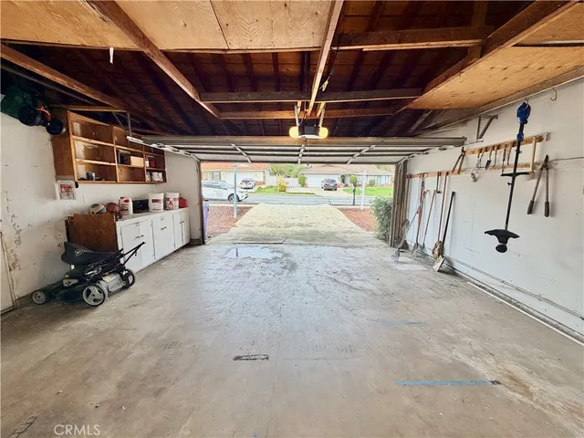 $3,400 | 942 West Cumberland Street, Upland, CA 91786