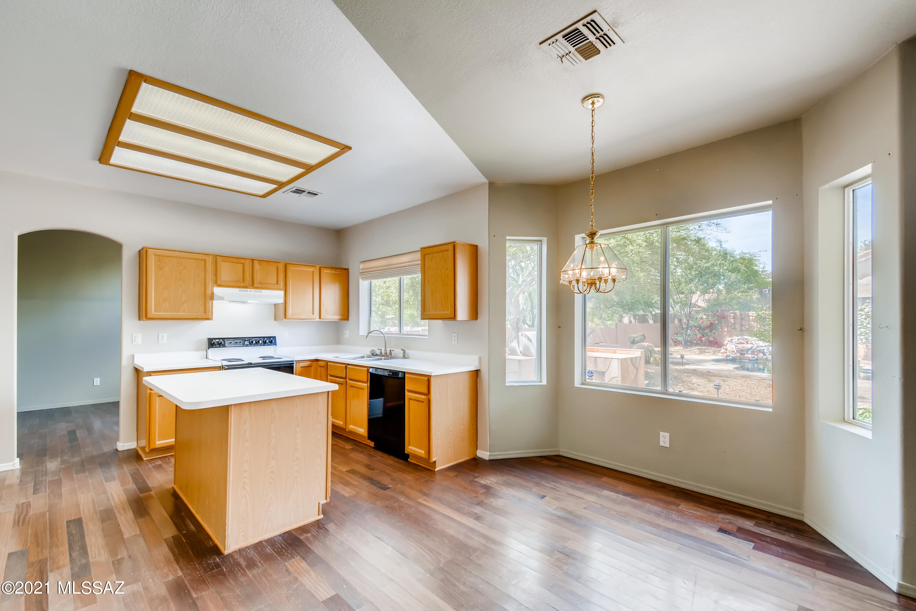 11450 Silver Pheasant Loop Oro Valley, AZ 85737 - Photo 13 of 32