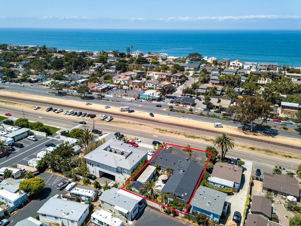 731 North Vulcan Avenue Encinitas, CA 92024 - Photo 4 of 25