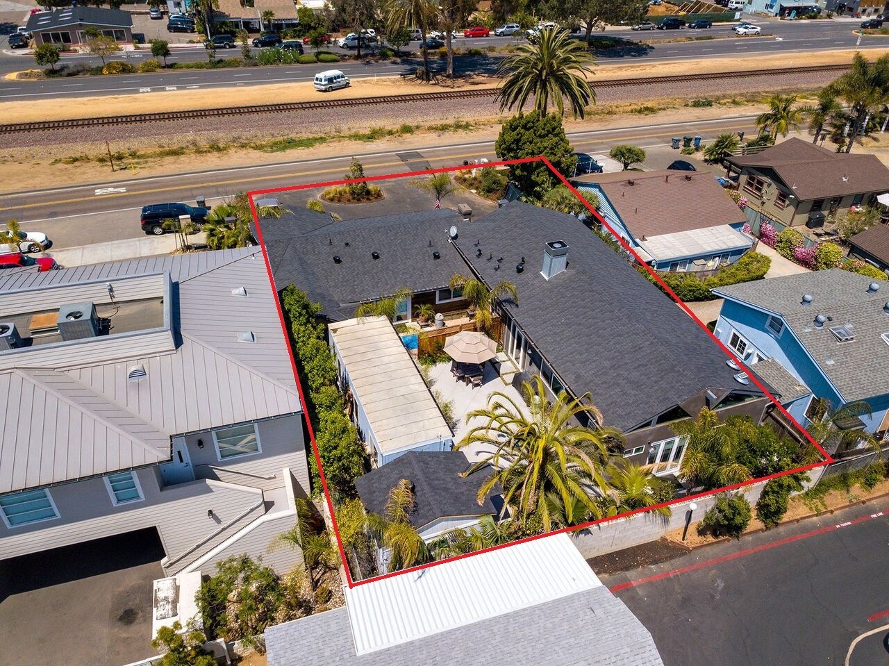 731 North Vulcan Avenue Encinitas, CA 92024 - Photo 5 of 25