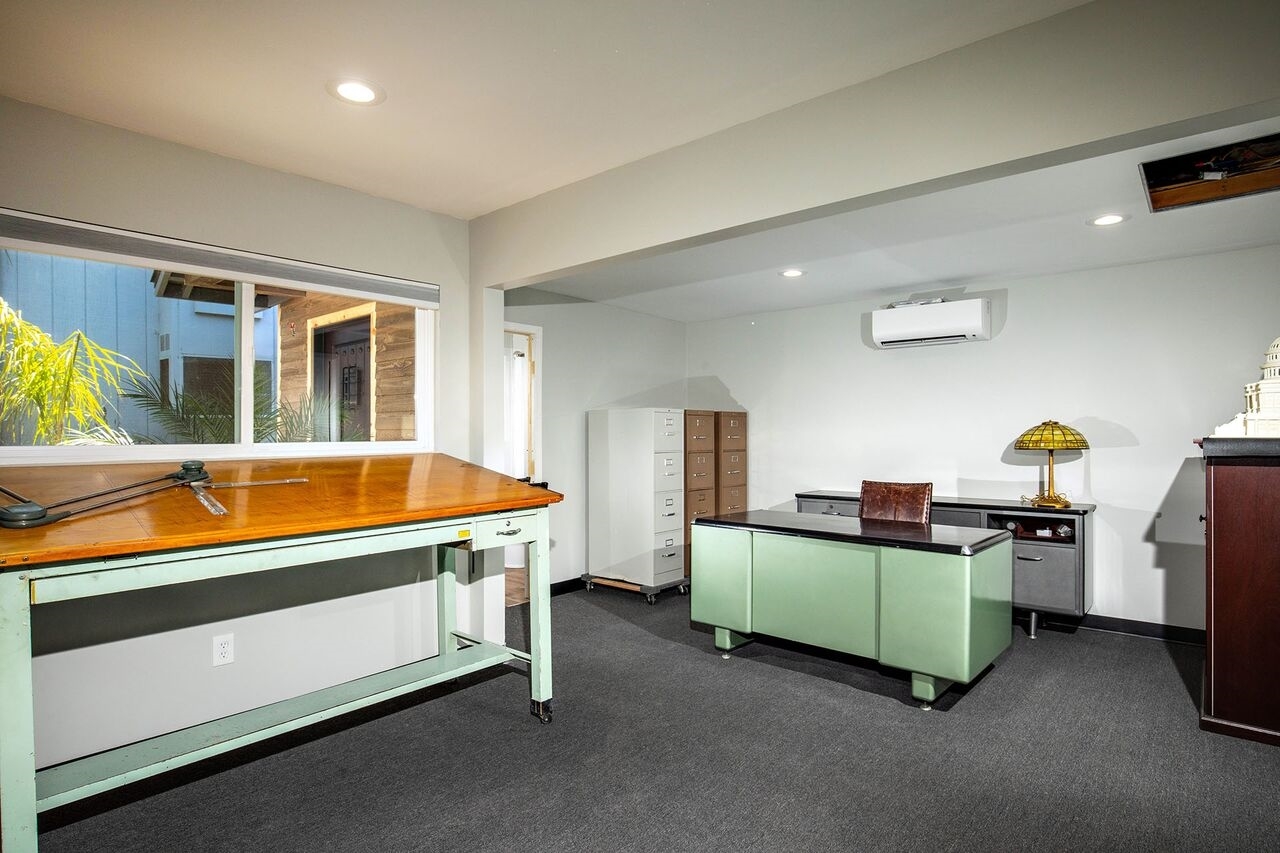 731 North Vulcan Avenue Encinitas, CA 92024 - Photo 9 of 25 Or office #3 is 13' x 16'