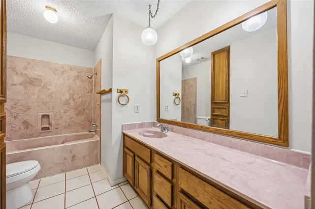 $1,750 | 2210 County Road 769B, Brazoria, TX 77422