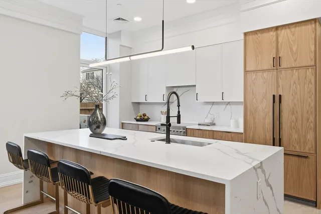 $1,069,990 | 61 Hall Street, Unit 2, Waltham, MA 02453