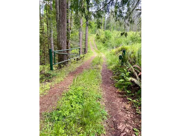 $874,999 | South Hult Road, Beavercreek, OR 97004
