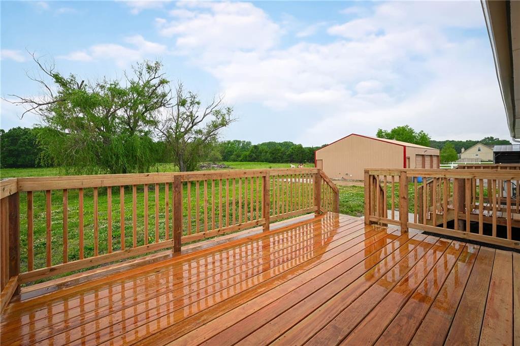 22922 Bedford Road Spring Hill, KS 66083 - Photo 32 of 38