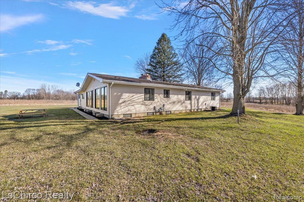 8603 North Owosso Road Fowlerville, MI 48836 - Photo 37 of 42