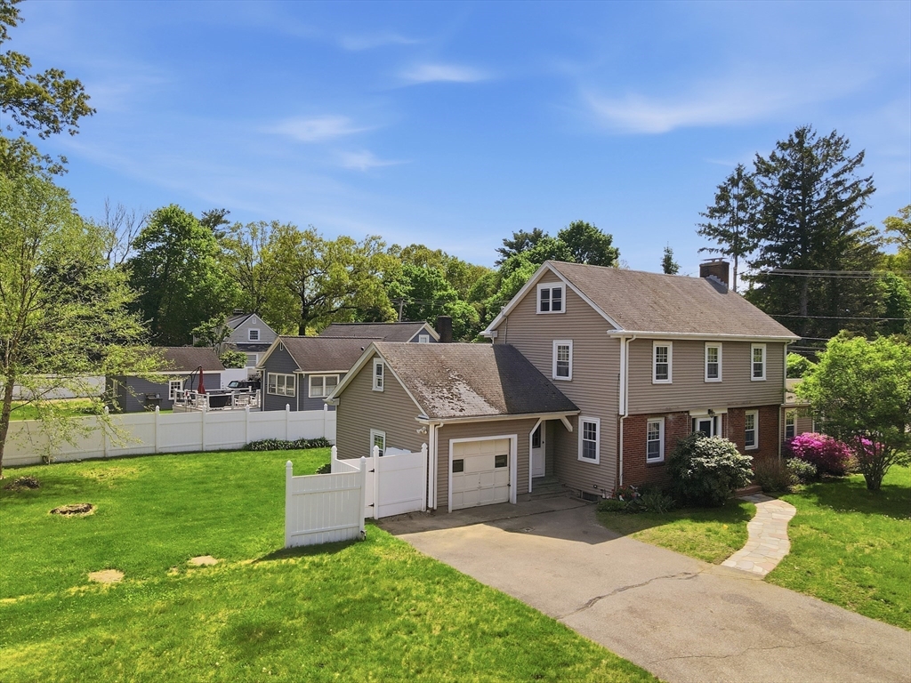 1 Valley View Road Wayland, MA 01778 - Photo 3 of 42